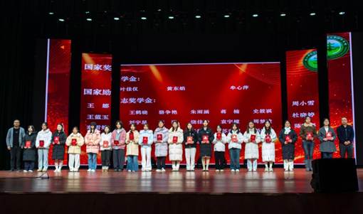 B8705DA69D845C4475DEBB9A51260CBC